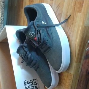Footprint Velocity skateboarding shoes